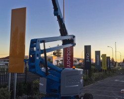 Cavendish Clinic roadside signs