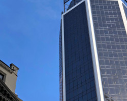 QBE illuminated sky signage