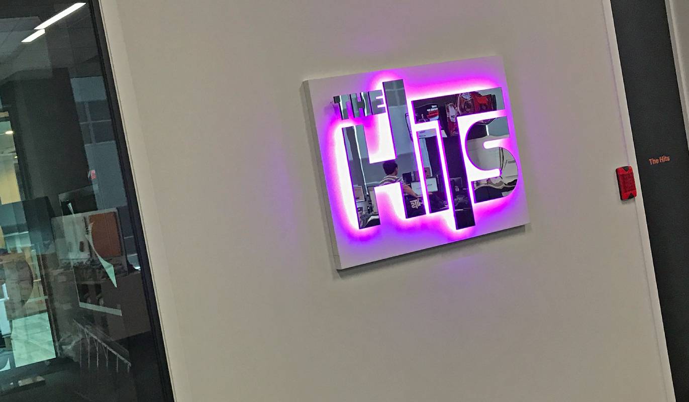 Illuminated sign innovation a Hit graphic