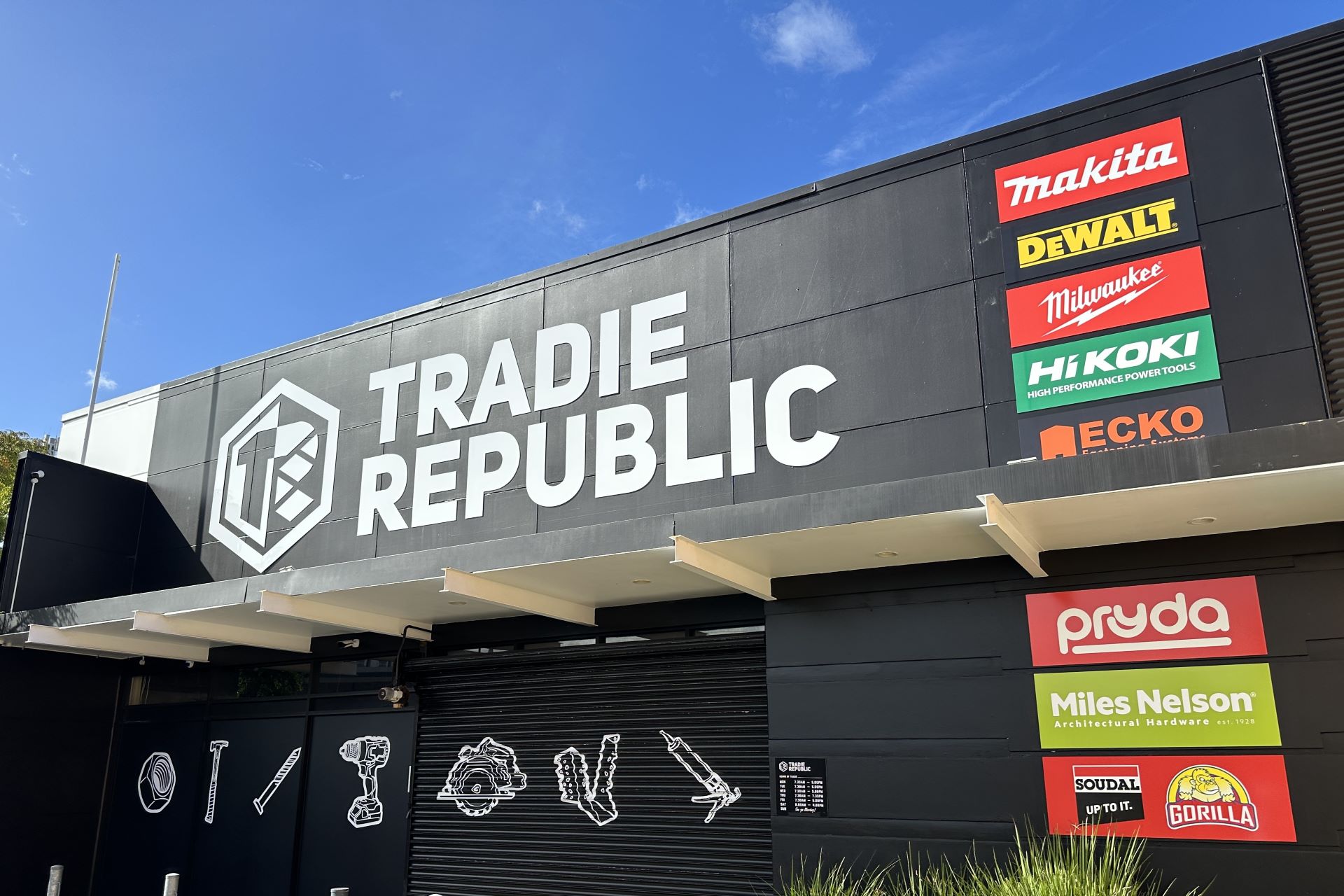 tradie republic building signage