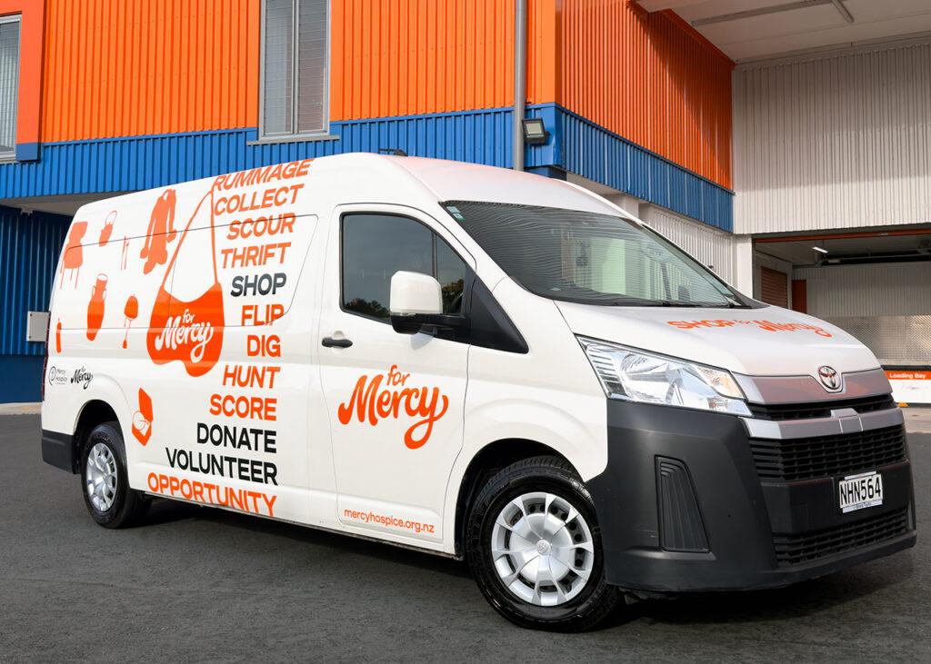 Mercy Hospice vehicle graphics