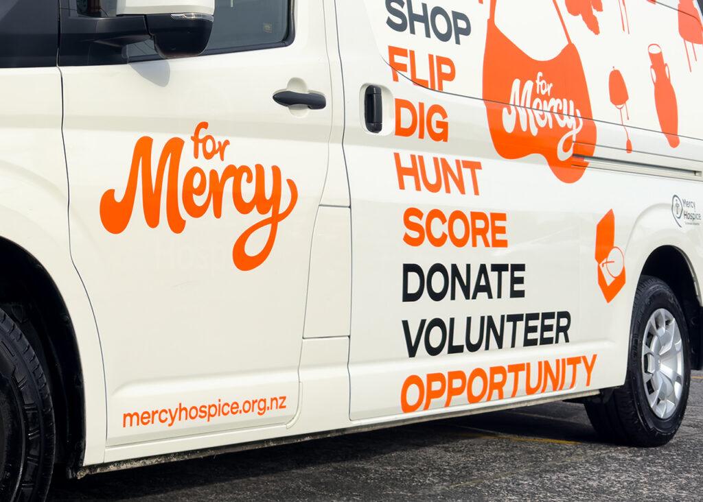 Mercy Hospice vehicle graphics